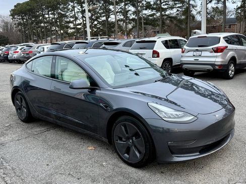 Used 2021 Tesla Model 3 Long Range image 2