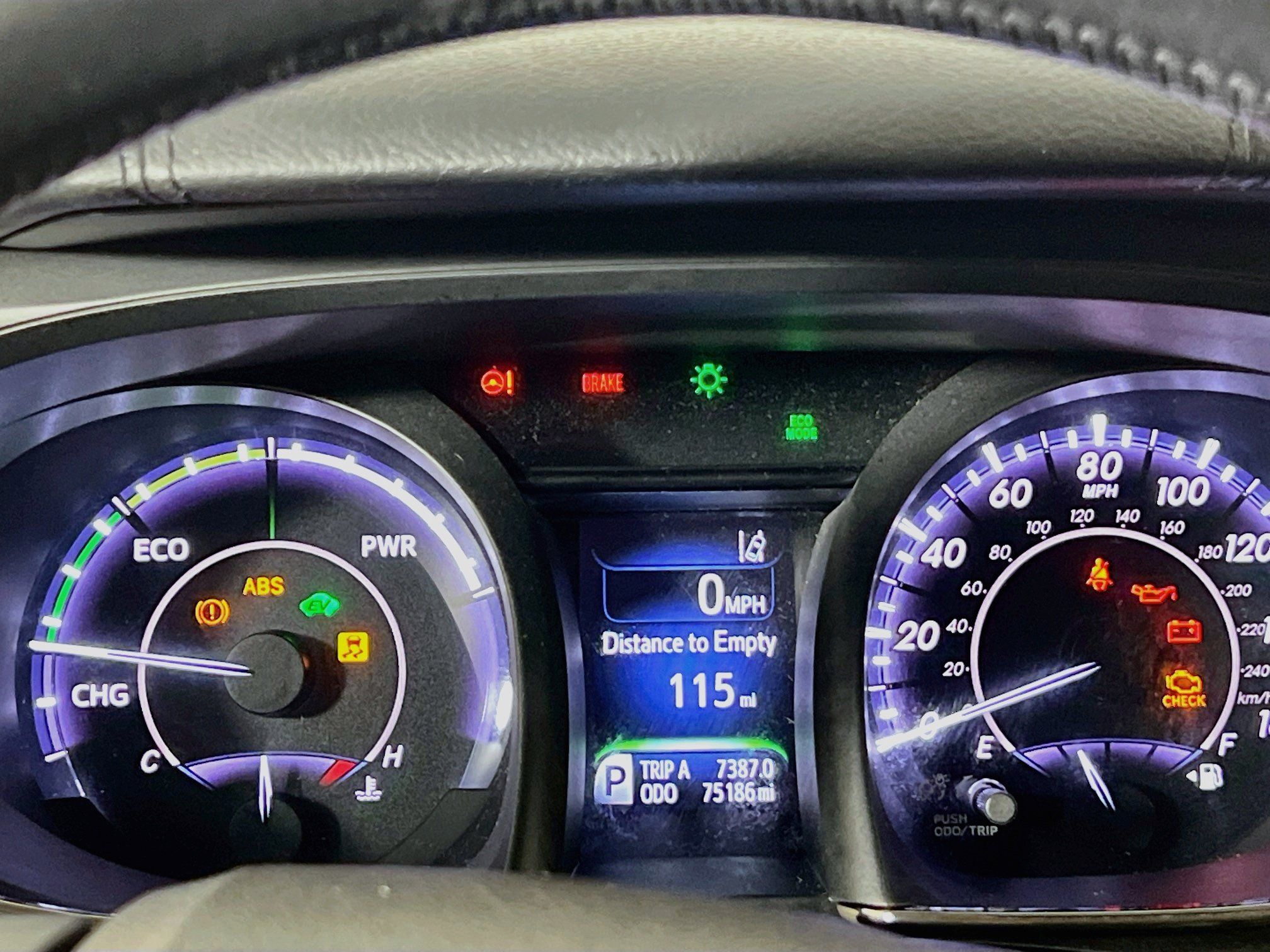Used 2018 Toyota Avalon Limited FWD image 22