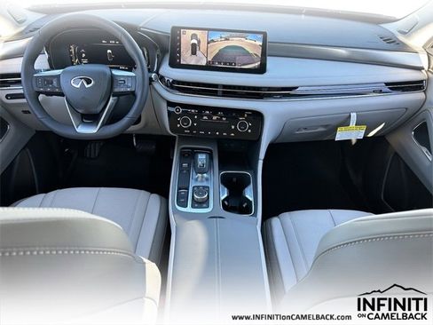 New 2026 INFINITI QX60 Luxe image 17