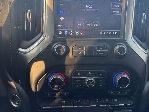 Used 2021 Chevrolet Silverado 1500 LTZ image 32