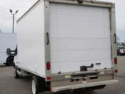 Used 2019 Ford Transit 350 156 DRW RWD image 4