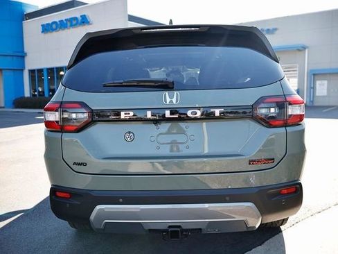 New 2026 Honda Pilot TrailSport image 12