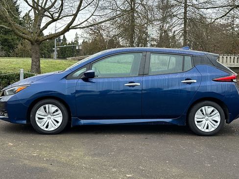 Used 2022 Nissan Leaf S image 5