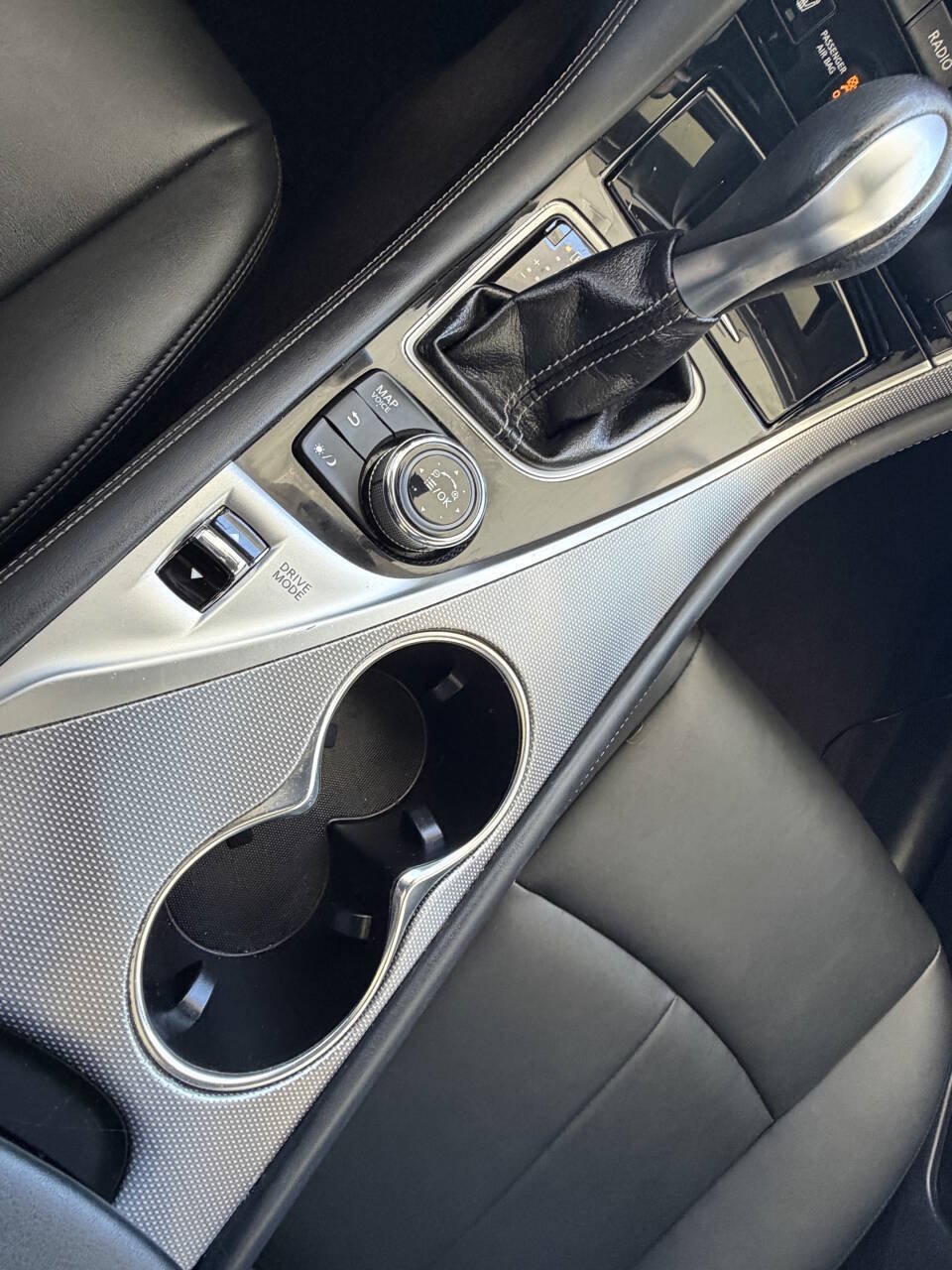 Used 2015 INFINITI Q50 Premium RWD image 17