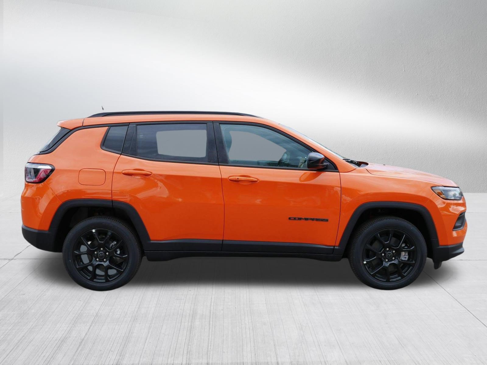 New 2026 Jeep Compass Latitude AWD/4WD image 8