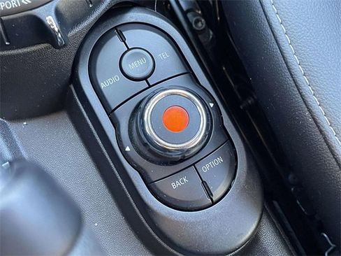 Used 2017 MINI Cooper Convertible image 27