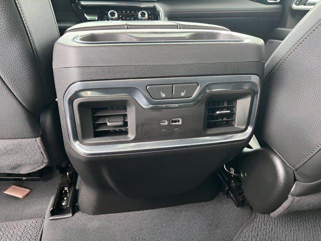 Used 2024 GMC Sierra 2500 Denali w/ Denali Reserve Package AWD/4WD image 33