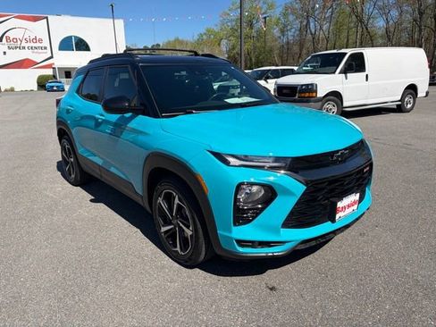 Used 2021 Chevrolet TrailBlazer RS w/ Technology Package image 23
