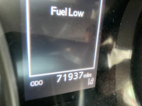 Used 2021 Toyota Camry LE FWD image 21