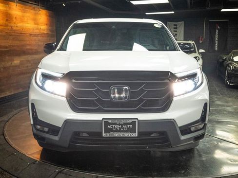 Used 2023 Honda Ridgeline Black Edition image 4