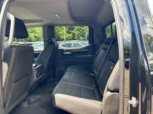 Used 2022 GMC Sierra 1500 SLT w/ SLT Premium Plus Package AWD/4WD image 15