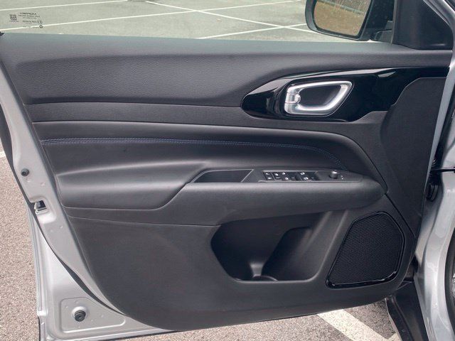 New 2026 Jeep Compass Limited AWD/4WD image 12