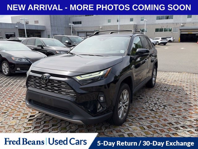 Used 2023 Toyota RAV4 Limited AWD/4WD image 3