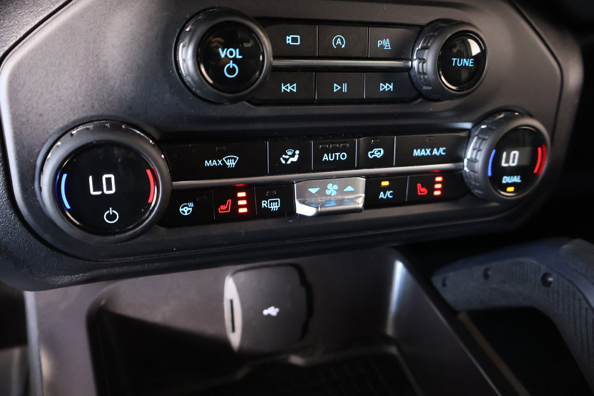 Used 2024 Ford Bronco Raptor AWD/4WD image 8