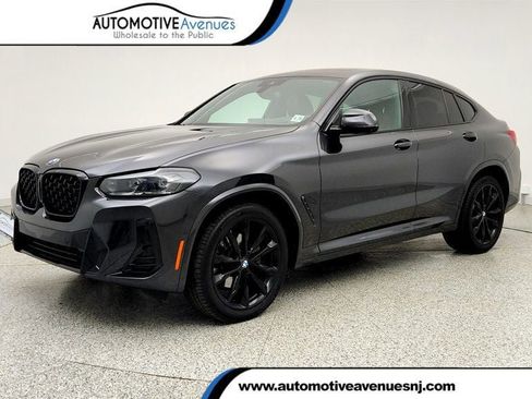 Used 2024 BMW X4 xDrive30i w/ Premium Package AWD/4WD image 1