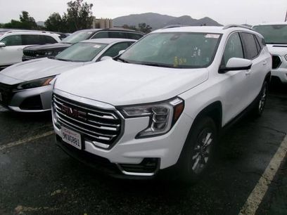 Used 2024 GMC Terrain SLT