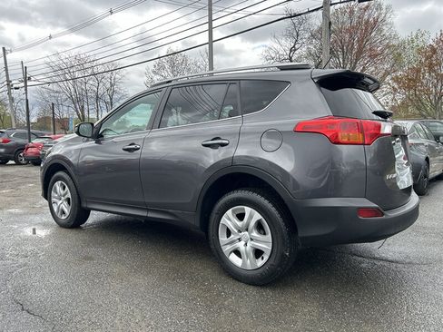Used 2014 Toyota RAV4 LE AWD/4WD image 6
