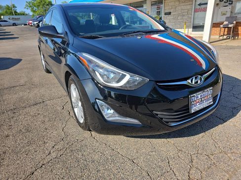Used 2015 Hyundai Elantra SE w/ Option Group 02 FWD image 5
