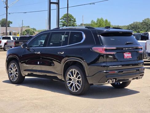 New 2026 GMC Acadia Denali Ultimate w/ LPO, Floor Liner Package AWD/4WD image 4