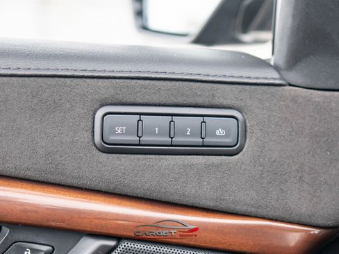 Used 2019 Cadillac Escalade Luxury image 36