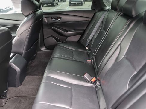Used 2023 Honda Accord Sport image 8