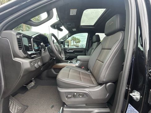 New 2026 Chevrolet Silverado 3500 High Country w/ Midnight Edition AWD/4WD image 13