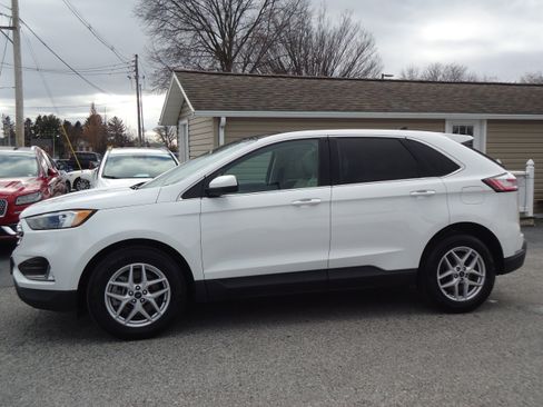 Used 2022 Ford Edge SEL w/ Convenience Package image 6