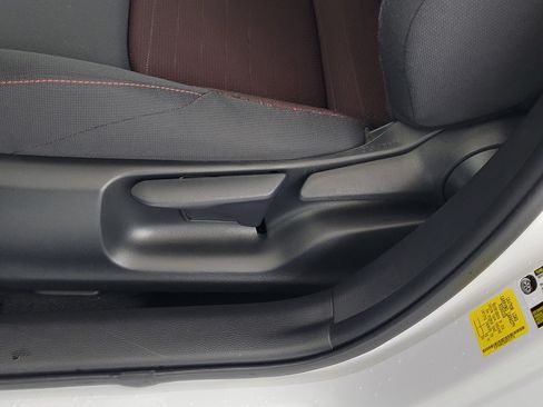 Certified 2025 Toyota Corolla SE w/ SE Premium Package FWD image 15