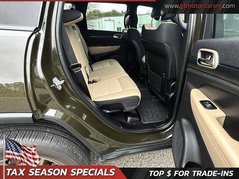 Used 2016 Jeep Grand Cherokee Laredo 75th Anniversary image 38