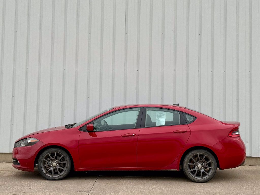 Used 2015 Dodge Dart SXT w/ Rallye Appearance Group FWD image 3