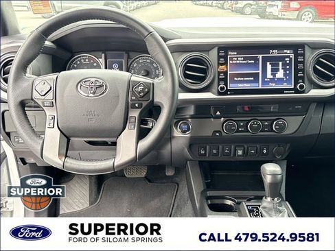 Used 2023 Toyota Tacoma TRD Sport w/ Technology Package image 8