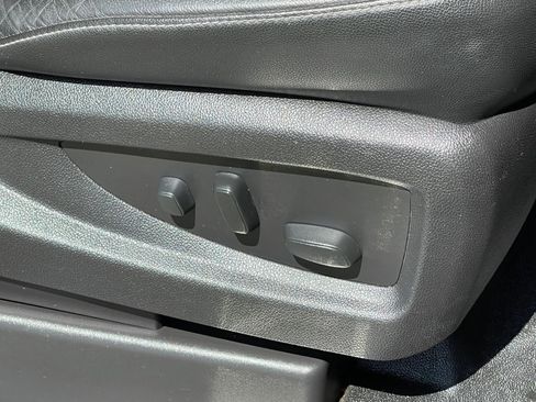 Used 2017 Chevrolet Tahoe LT AWD/4WD image 27