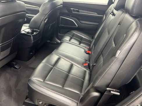 Used 2024 Kia Telluride EX AWD/4WD image 11