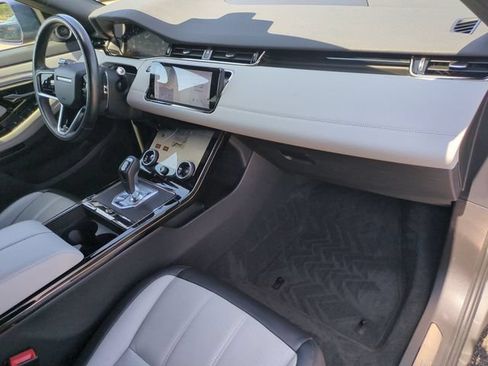 Used 2022 Land Rover Range Rover Evoque R-Dynamic S AWD/4WD image 19