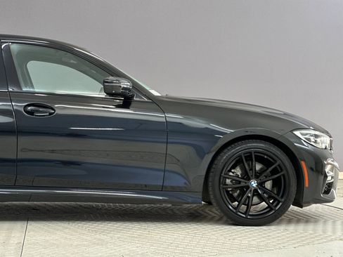 Used 2021 BMW 330i Sedan w/ M Sport Package image 34