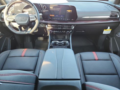 New 2026 Chevrolet Traverse RS image 12