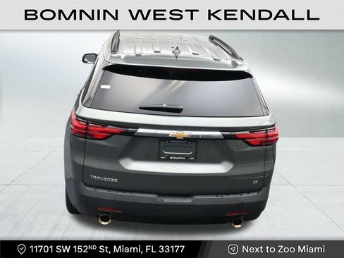 Used 2022 Chevrolet Traverse LT image 14
