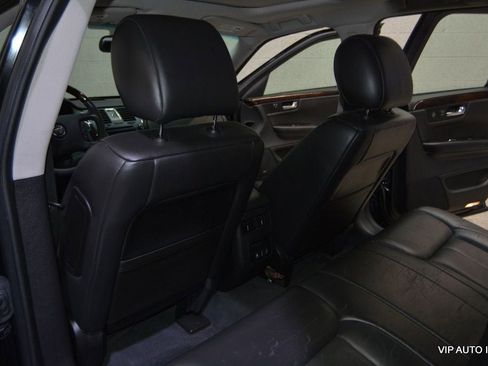 Used 2010 Cadillac DTS Premium w/ Driver Awareness Package image 20