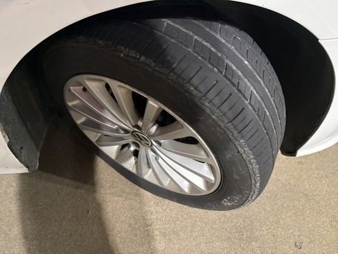 Used 2017 Volkswagen Passat 1.8T SE w/ SE Lighting Package image 11