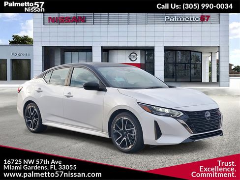New 2025 Nissan Sentra SR image 1