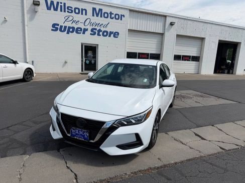 Used 2022 Nissan Sentra SV FWD image 2