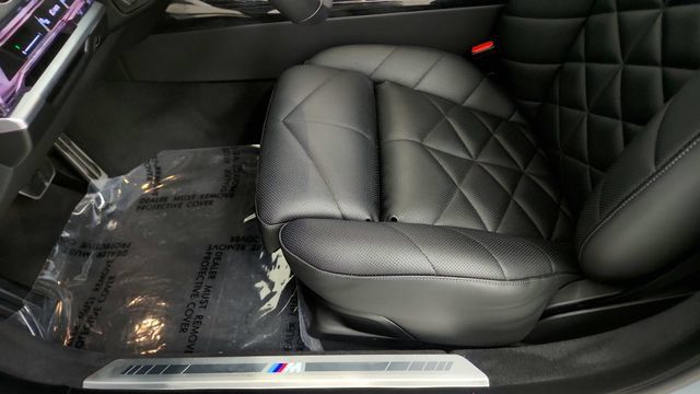 Used 2025 BMW 740i RWD image 49