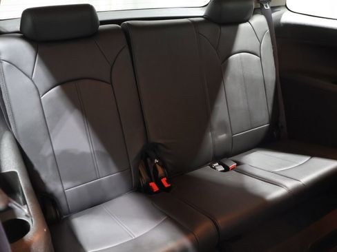 Used 2012 GMC Acadia SLT image 21