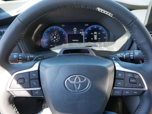 Certified 2025 Toyota Grand Highlander AWD image 27