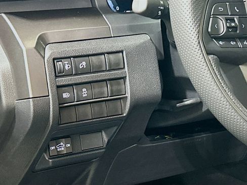 New 2026 Toyota Tacoma TRD Off-Road AWD/4WD image 11