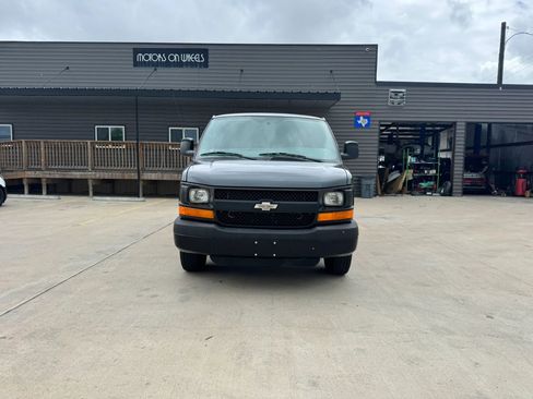 Used 2015 Chevrolet Express 2500 LS image 13