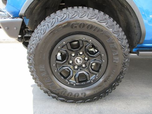 Used 2023 Ford Bronco Wildtrak AWD/4WD image 49