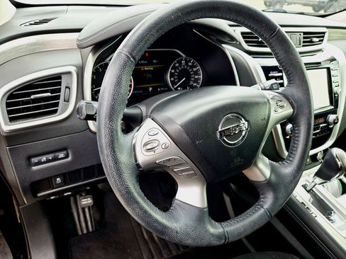 Used 2018 Nissan Murano SV FWD image 8