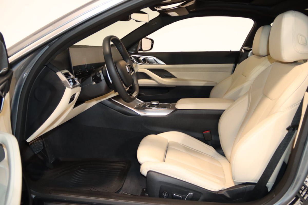 Used 2026 BMW 430i xDrive Coupe w/ Premium Package AWD/4WD image 39