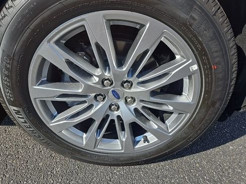 New 2025 Ford Explorer Active w/ Active Comfort Package image 39